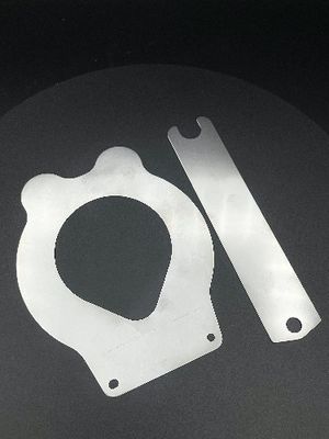 指定および色は両方部品を押す受諾可能なカスタマイズされた自動車部品である