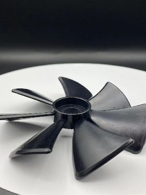 カスタマイズされた風力発電機ブレード太陽光発電ローターブレード風力タービン