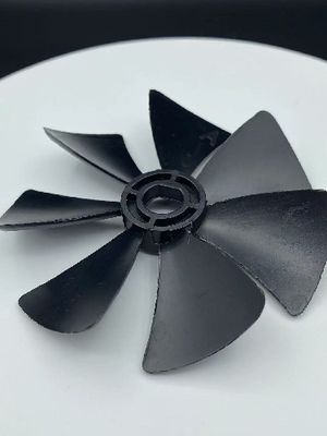 カスタマイズされた風力発電機ブレード太陽光発電ローターブレード風力タービン